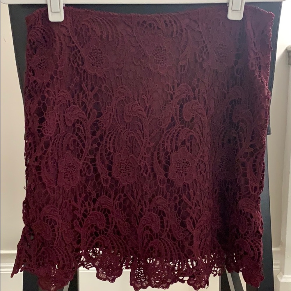 Mini skirt, lace